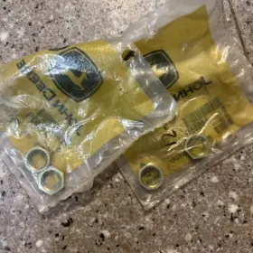 A4655r John Deere Nut Nos Qty 4