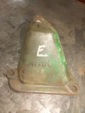 A5316r John Deere 620 630 Upper Radiator Casting