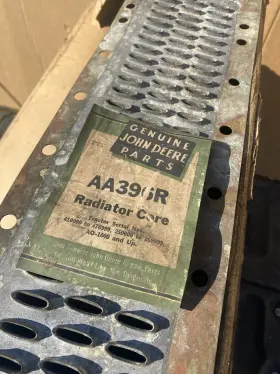 Aa396r John Deere Vintage Radiator Core Nos