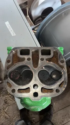 Ah665r John Deere H Cylinder Head H110r