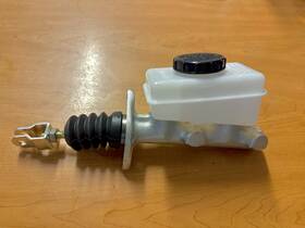 John Deere Am124527 Master Break Cylinder For Progators