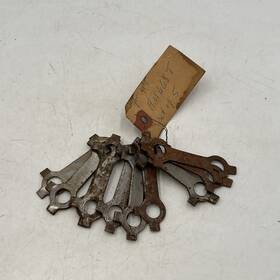 John Deere Am668t Lot Of 14 Equipment # - Sub M254t Lock Capscrew 1010 Tractor