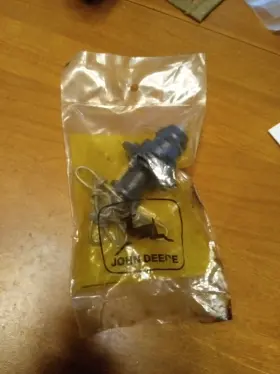 Ar52623 John Deere Vintage Plug Original Equipment Perfect Unused In Package Htf