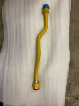 At102504 John Deere Oil Tube