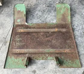 At13536 John Deere 2010 Tractor Foot Operator Platform