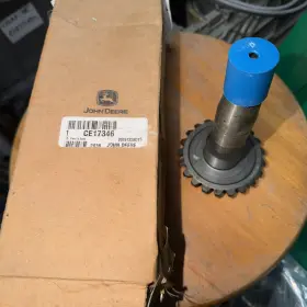 Ce17346 John Deere Pinion Shaft -
