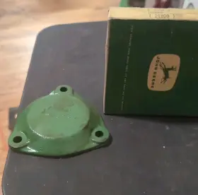 F3399r John Deere Bearing Cover 21809