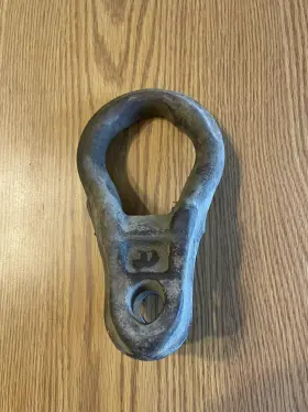 G675-a John Deere Plow Clevis