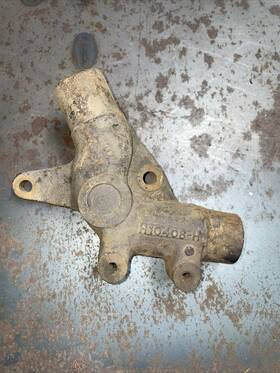 John Deere H10408 Water Pipe Casting 145 Engine