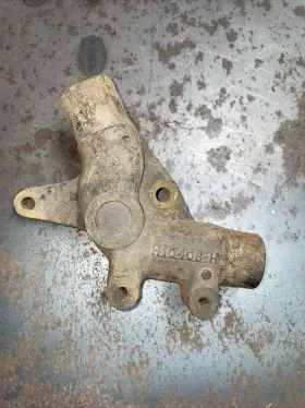 H10408 John Deere Water Pipe Casting 145 Engine
