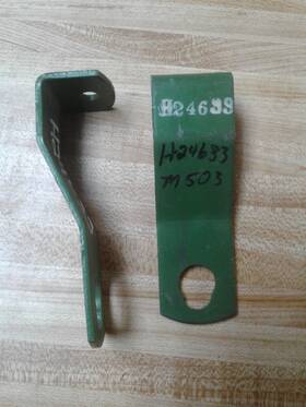 John Deere H24633 Bracket