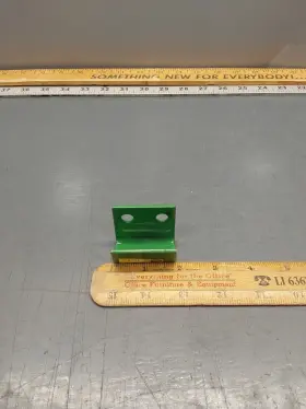 H86868 John Deere Nos Latch Bracket. Combine 6600 7700