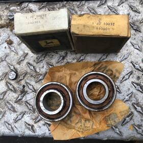 John Deere Jd10092 2 Pcs Bearing Oem 10092