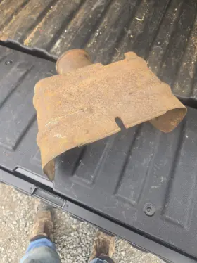 M2065t John Deere 320 330 40 420 430 Pto Shield Casting