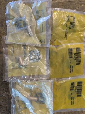 John Deere M315t Nos Pin Lot Of 6
