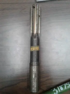 N13144 John Deere Shaft