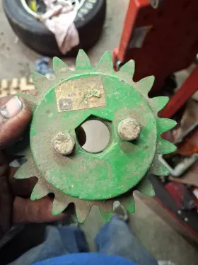 N161579 John Deere Spur Gear