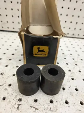 P49545 John Deere Feeder House Conveyor Drum Bushing 1032 1042 1065 1085 X2 P49545 John Deere Feeder House Conveyor Drum Bushing 1032 1042 1065 1085 X2
