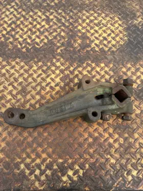 P831-a John Deere Tractor Original 800 / 801 3 Point Rockshaft Lift Arm. P831a