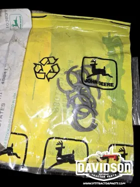 R11117 John Deere Snap Ring 1010 1020 Utility Tractor New Old Stock 10ct