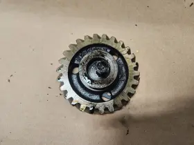 R26399 John Deere Gear With Hub