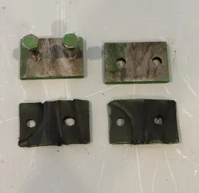 R27782 John Deere R27783 3010 3020 4020 Injection Line Holder Cushion R27781 R27782 John Deere R27783 3010 3020 4020 Injection Line Holder Cushion R27781