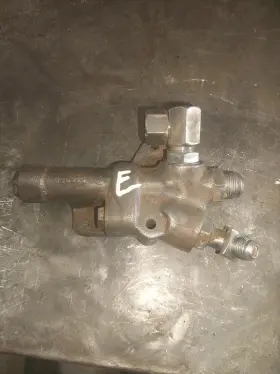 R39323 John Deere Pressure Control Valve