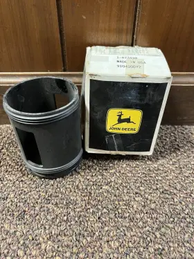 R73498 John Deere New Nos Tractor Ether Starting Fluid Canister Container