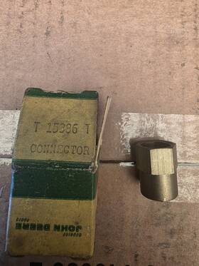 John Deere T15386 Adapter Fitting For 2010 Tractor