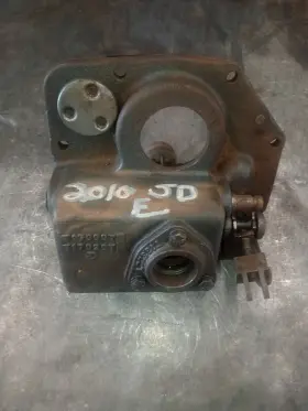 T13322t John Deere T17020t 2010 Used Pto Housing Part# T17000t T13322t John Deere T17020t 2010 Used Pto Housing Part# T17000t
