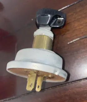 1-194-747-m91 Massey Ferguson Old Stock Headlight Switch