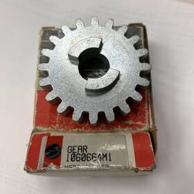 Massey Ferguson 1060664m1 20 Tooth Gear