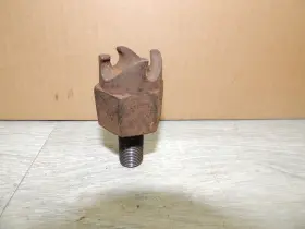 1754021m1 Massey Ferguson To35 To30 To20 Te20 50 Crankshaft Starter Jaw Bolt