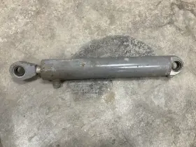 3046411m91 Massey Ferguson 2705 Steering Cylinder