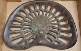 S-110 Milwaukee Antique Cast Iron Tractor Seat Old Farm Equipment Implement S-110 Milwaukee Antique Cast Iron Tractor Seat Old Farm Equipment Implement