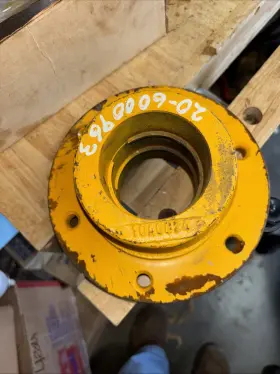 20-6000963 Minneapolis Moline Tractor Hub 10a6824