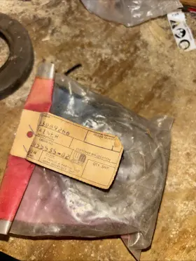 30-3089266 Minneapolis Moline Tractor Retainer 30-3089266. Hh039