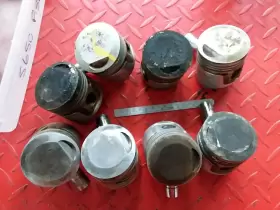S650g Mitsubishi Satoh Pistons And Wrist Pins Used Qty 8 A103 S650g Mitsubishi Satoh Pistons And Wrist Pins Used Qty 8 A103