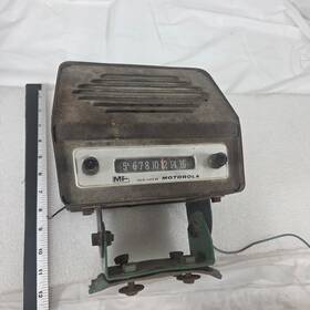 Motorola Imf1428 Vintage Mf Massey Ferguson Tractor Am Radio Powers On Parts