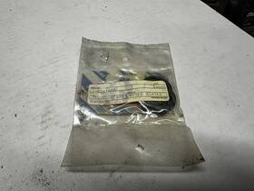 New Holland C0nn2a406a 5 Genuine Part # Seal Nos