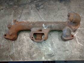 Oliver 180542 Used Original Exhaust Manifold Part # 102377-a