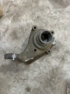 1650 Oliver 6022 Diesel Thermostat Housing Tag #6022 1650 Oliver 6022 Diesel Thermostat Housing Tag #6022