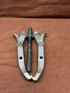 1025 Otc 2 Jaw Gear Puller Reversible 7 Inch Arm 5 Ton