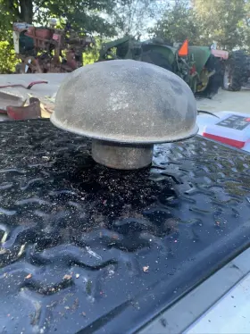 Bonnet-1957 Vintage Allis Chalmers D 17 Gas Tractor -air Cleaner Top / Bonnet-1957 Vintage Allis Chalmers D 17 Gas Tractor -air Cleaner Top /