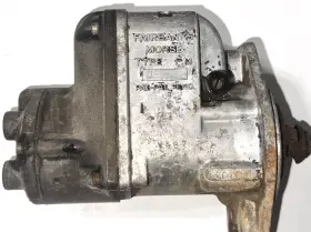 Jv4b7 Vintage Fairbanks Morse Type Fm J Magneto - V4b7 Good Shape Jv4b7 Vintage Fairbanks Morse Type Fm J Magneto - V4b7 Good Shape