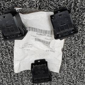 Volvo 12778373 Rocker Switch Eaton 1147 Qty 3