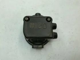 P2910 Wico Used 2 Cylinder Tractor Magneto Caps P2910 Wico Used 2 Cylinder Tractor Magneto Caps