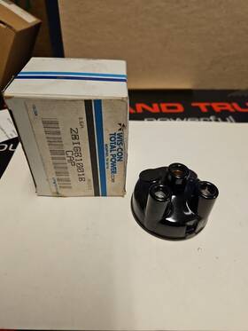 Wisconsin 28igb1001b New Oem Engine #28igb1001b Distributor Cap