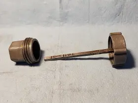 Rb-86 Wisconsin Vintage Engine Tfd Oil Indicator Dipstick And Base Adapter Used Rb-86 Wisconsin Vintage Engine Tfd Oil Indicator Dipstick And Base Adapter Used