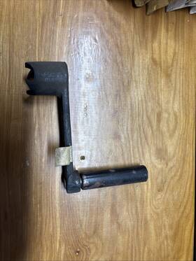 Wisconsin U-212 Ua27a Engine Hand Starting Crank